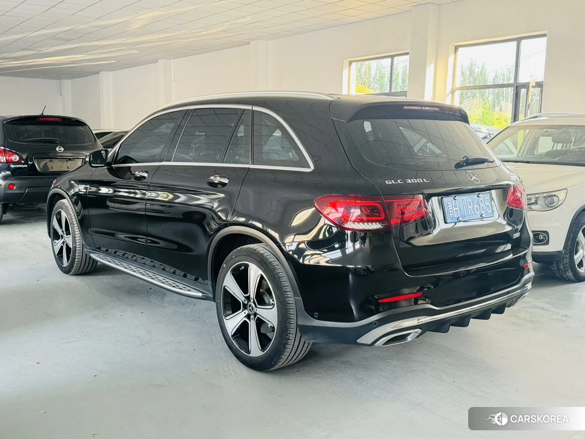 Mercedes-Benz GLC 2021 Черный из Китая, фото 6