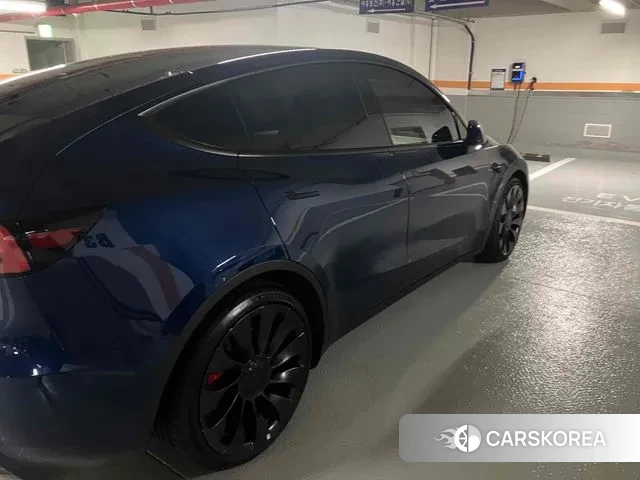 Tesla Model Y 2022 Синий из Кореи, фото 6