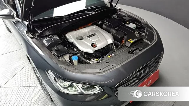 Hyundai Grandeur IG Hybrid id 3779100 из Кореи 16