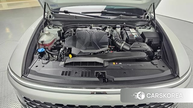 Hyundai Grandeur (GN7) id 4408286 из Кореи 16