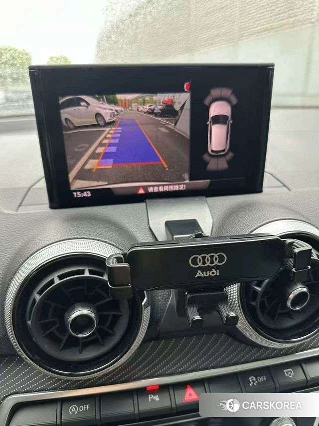Audi Q2L id 4275550 из Китая 7