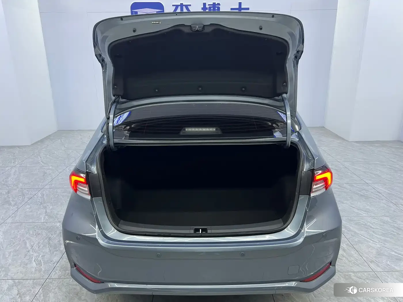 Toyota Corolla id 4578378 из Китая 20