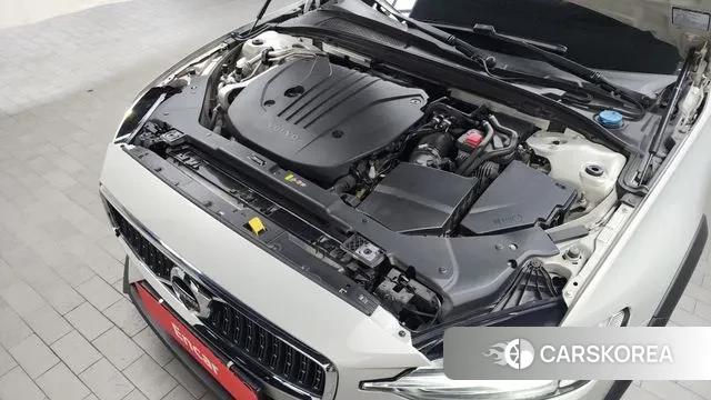 Volvo V60 Cross-Country 2nd Generation id 3023737 из Кореи 16