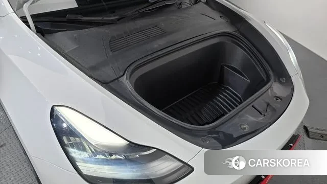 Tesla Model Y id 3676201 из Кореи 16