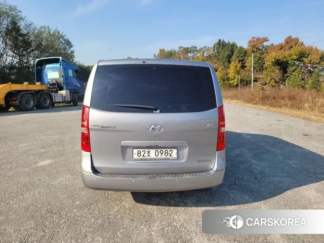 Hyundai The New Grand Starex id 3754567 из Кореи 15
