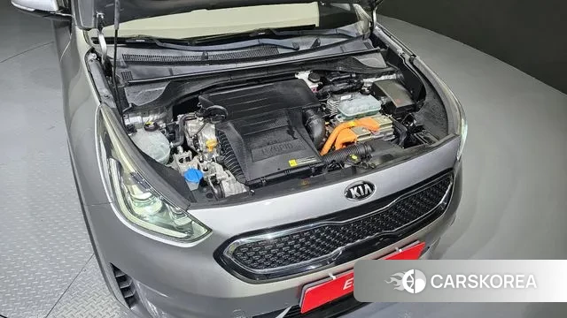 Kia Niro id 3407962 из Кореи 16