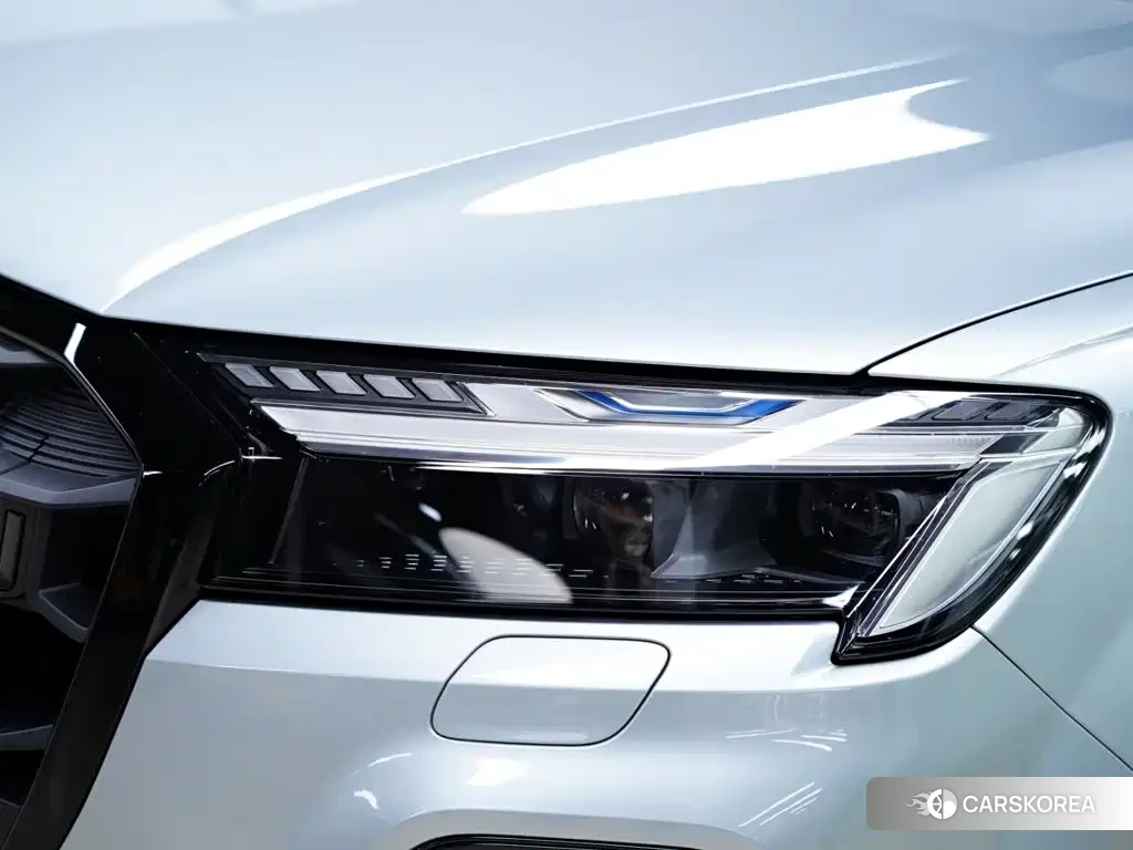 Audi SQ7 id 4601742 из Китая 55