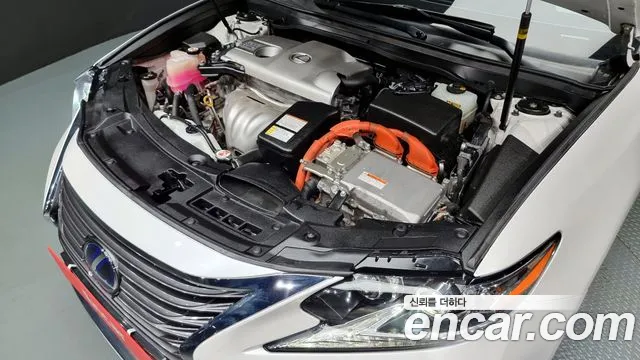 Lexus New ES300h id 2673678 из Кореи 16