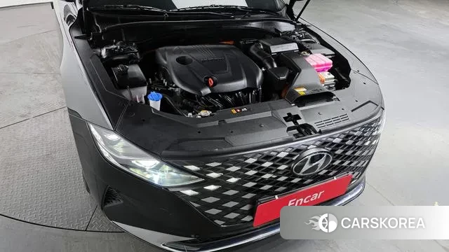 Hyundai The New Grandeur IG Hybrid id 3592055 из Кореи 16