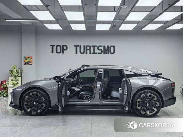 Gao He HiPhi Z id 4190390 из Китая 8