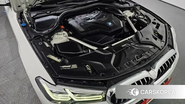 BMW 5 Series (G30) id 3472896 из Кореи 16