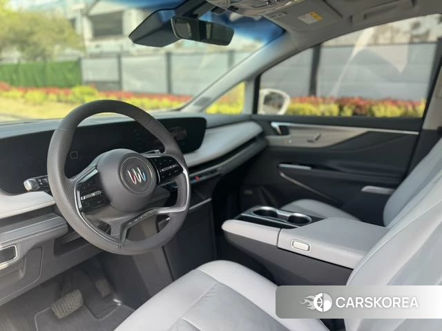 Buick GL8 id 4239698 из Китая 23