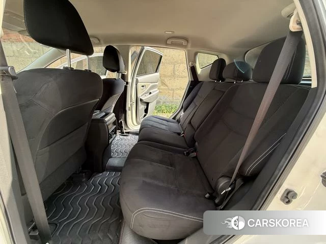 Nissan Loulan id 4216318 из Китая 10