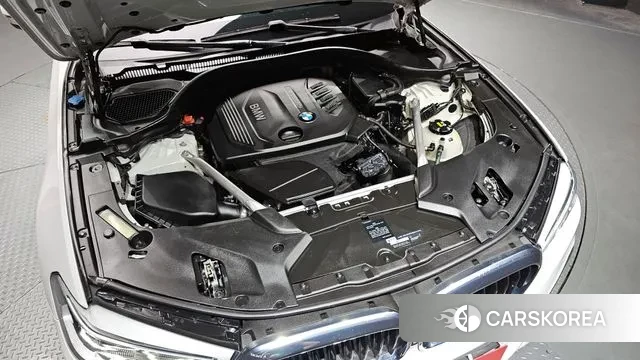 BMW 5 Series (G30) id 3024765 из Кореи 16