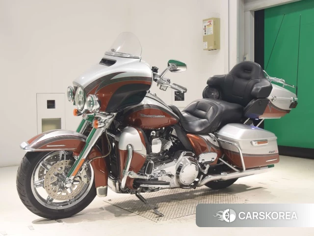 Harley-Davidson Electra Glide FLHTKSE1800 CVO 2014 из Японии