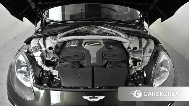 Aston Martin DBX id 4778623 из Кореи 16