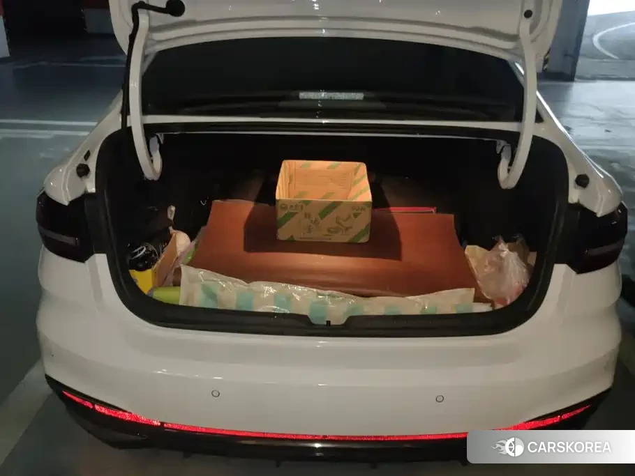 Volkswagen Lavida id 4659786 из Китая 12