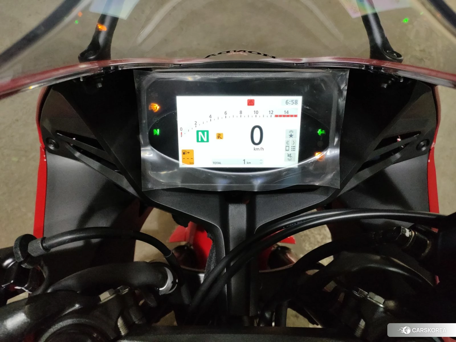 Honda CBR650R E-CLUTCH id 3950146 из Японии 6