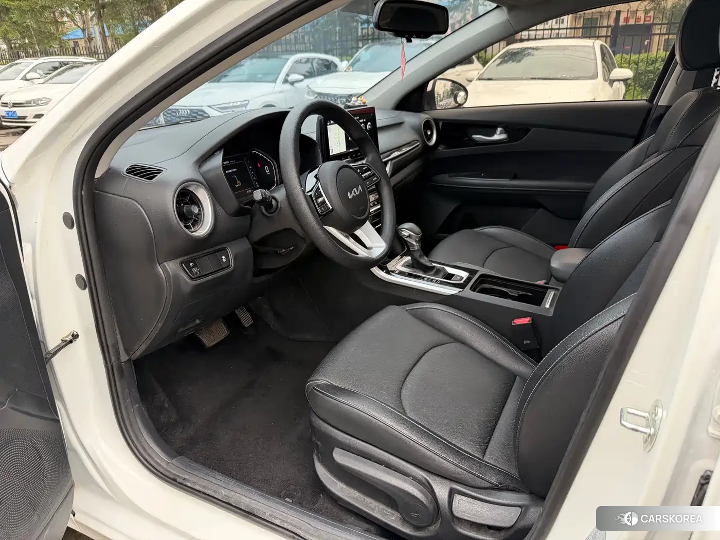 Kia K3 id 4570392 из Китая 11