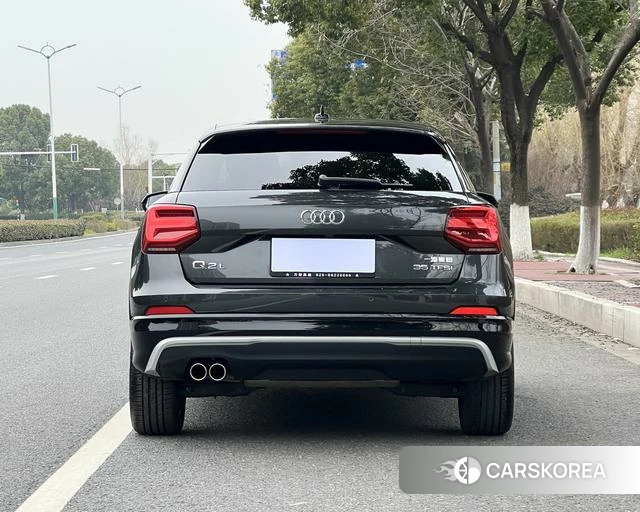 Audi Q2L id 4227897 из Китая 13