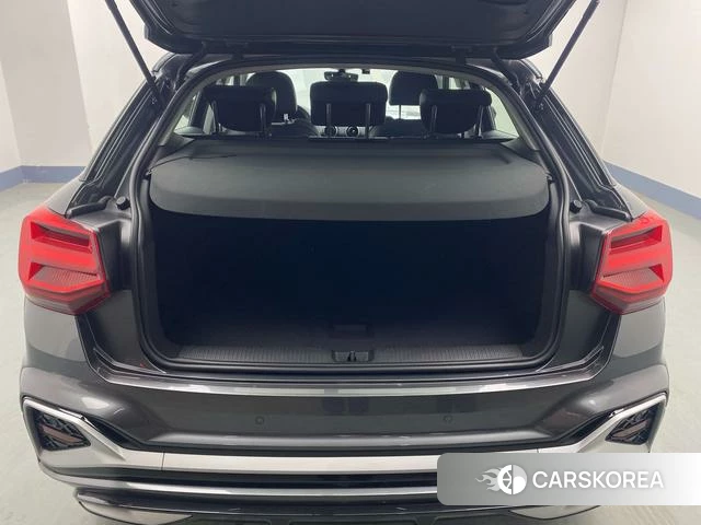 Audi Q2L id 4297678 из Китая 27