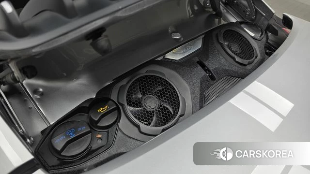 Porsche 911(992) id 3904902 из Кореи 16