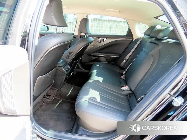Kia The New K8 Hybrid id 4941264 из Кореи 16