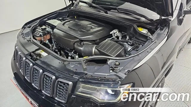 Jeep Grand Cherokee id 2875378 из Кореи 16