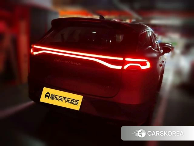 BYD Tang DM 2019 Серебристо-серый из Китая, фото 6
