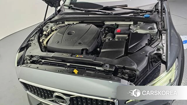 Volvo V60 Cross-Country 2nd Generation id 3879212 из Кореи 16