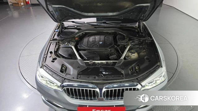 BMW 5 Series (G30) id 4530982 из Кореи 16