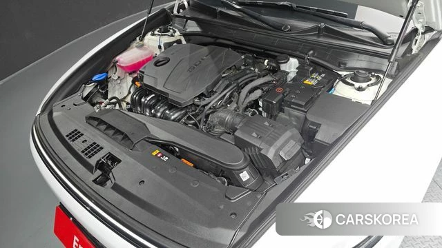 Hyundai Grandeur (GN7) id 4421483 из Кореи 32