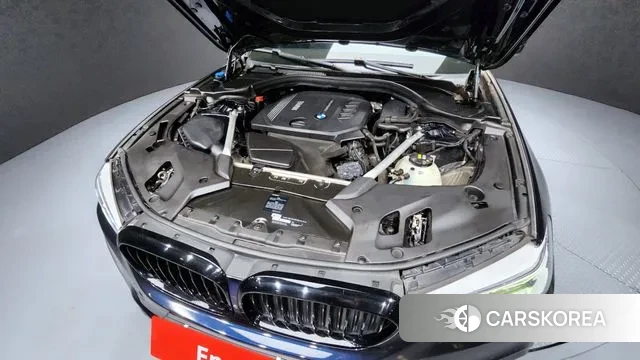 BMW 5 Series (G30) id 3363236 из Кореи 16