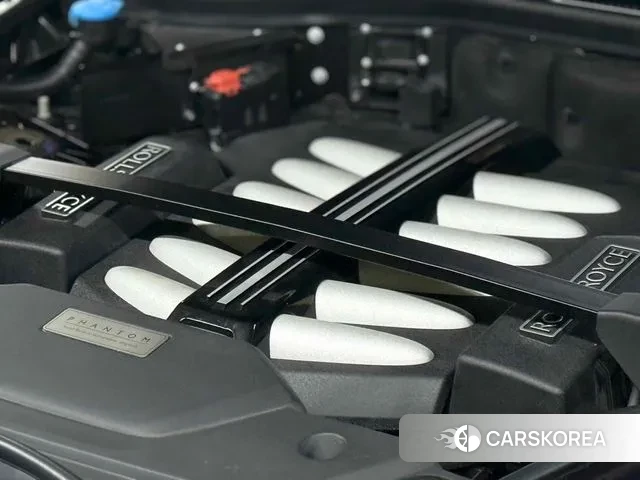 Rolls-Royce Phantom id 3013765 из Кореи 16