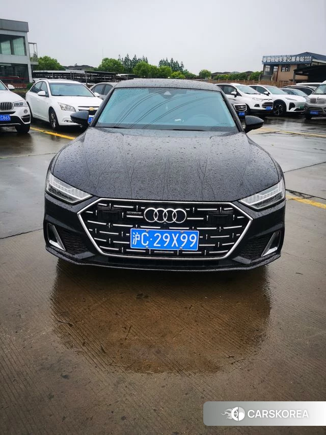 Audi A7L id 4238997 из Китая 24