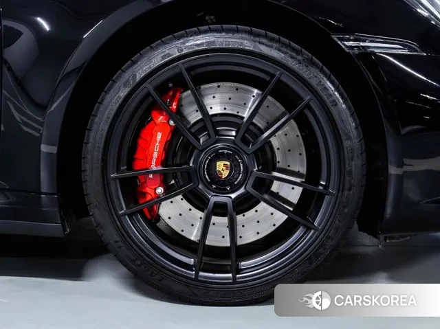 Porsche 911(992) id 3502046 из Кореи 12