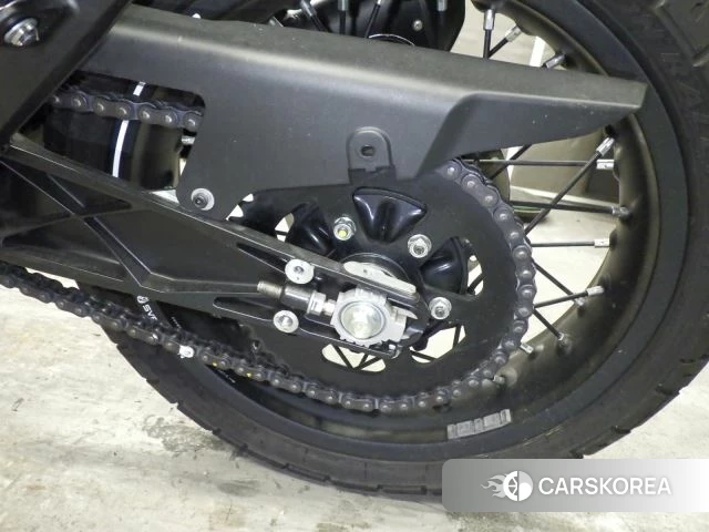 Husqvarna SVARTPILEN 401 id 3939697 из Японии 31