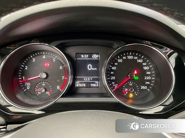 Volkswagen Sagitar id 4240803 из Китая 12