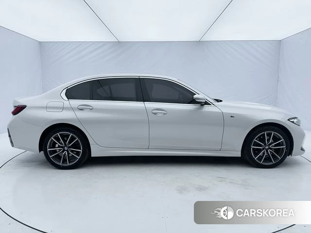 BMW 3 series id 4278508 из Китая 18
