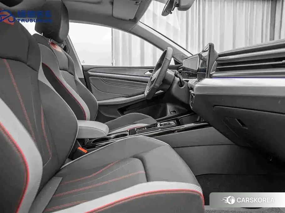 Volkswagen Lamando id 4655047 из Китая 17