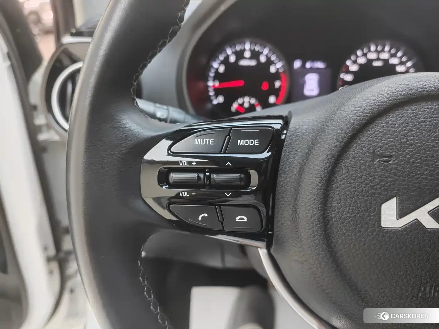 Kia KX1 id 4627985 из Китая 19