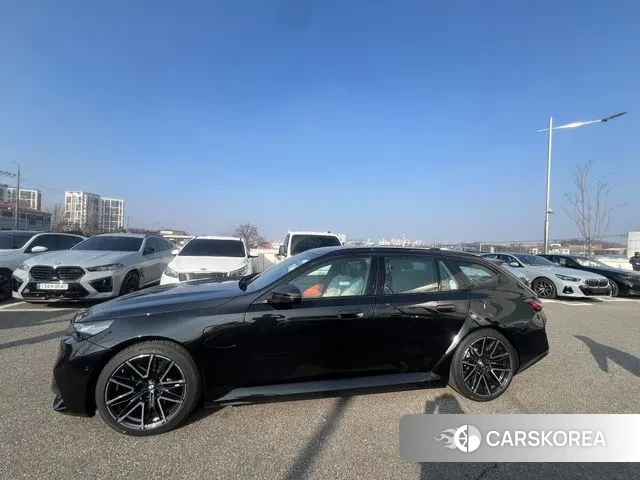 BMW M5 (G90) id 3733178 из Кореи 13