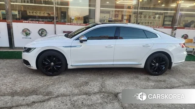 Volkswagen Arteon 2019 Белый из Кореи, фото 6