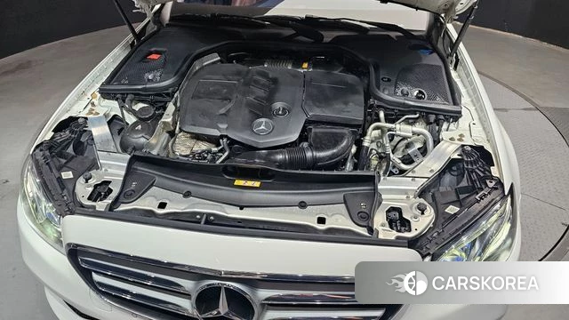 Mercedes-Benz E-Class W213 id 4586994 из Кореи 26