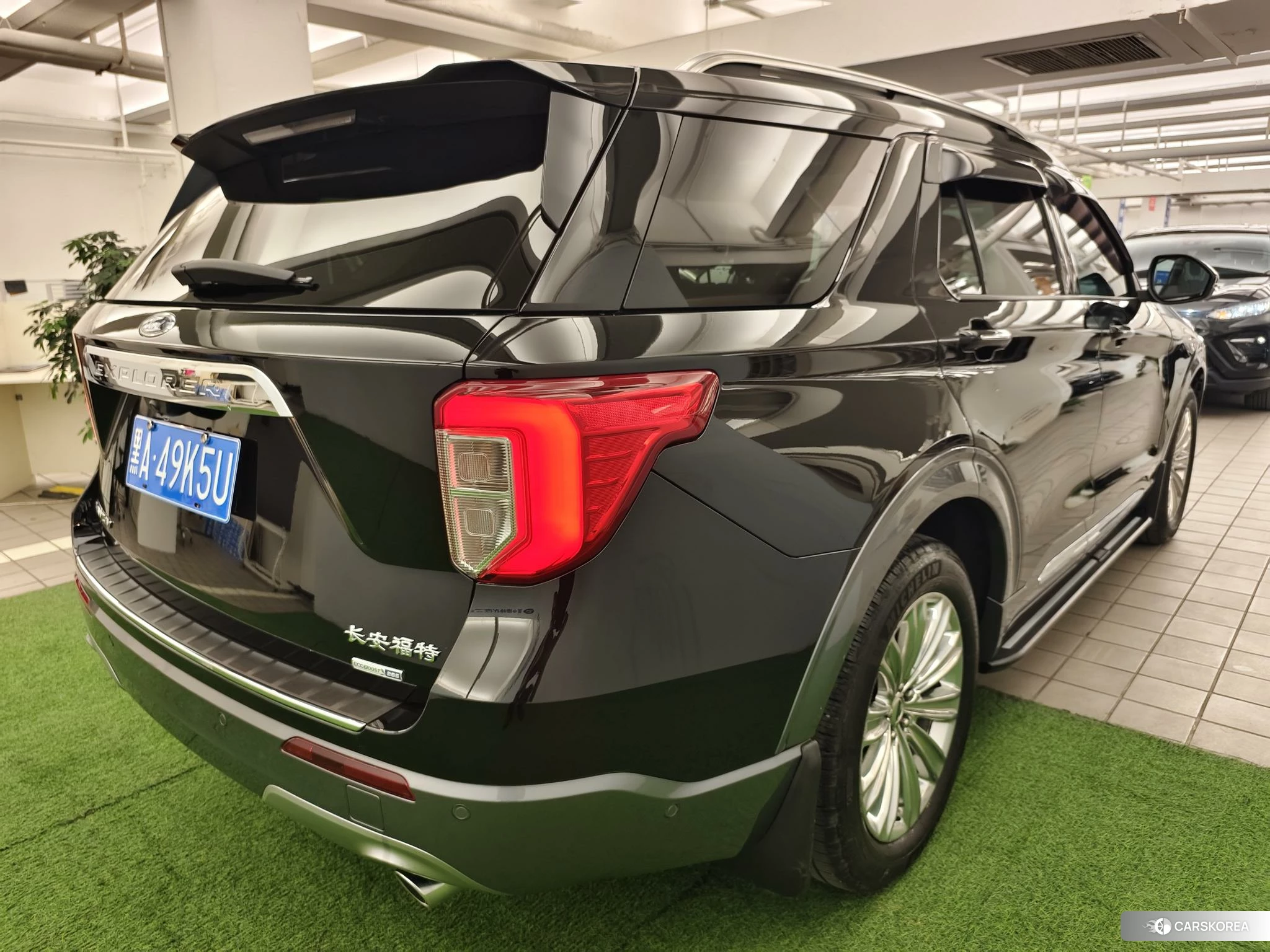 Ford Explorer id 4420817 из Китая 8