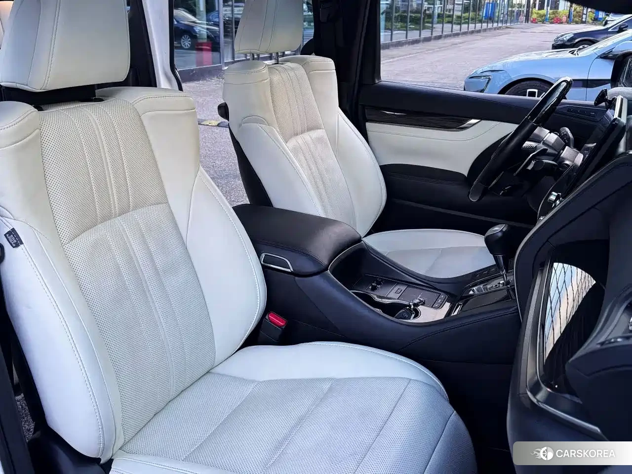 Lexus LM id 4546024 из Китая 11