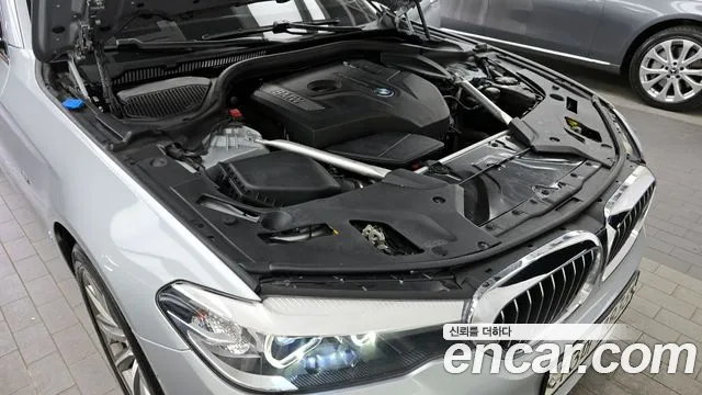 BMW 5 Series (G30) id 2547835 из Кореи 16