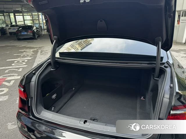 Audi A8 id 4255818 из Китая 19