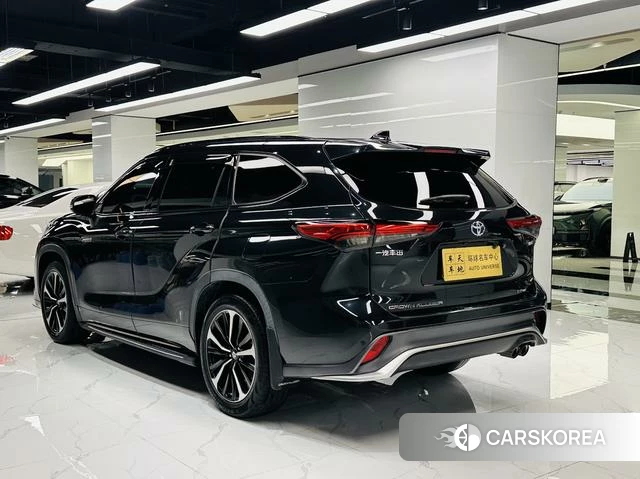Toyota Crown Lufang id 4314800 из Китая 34