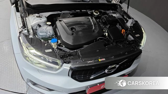 Volvo XC40 id 3852613 из Кореи 16